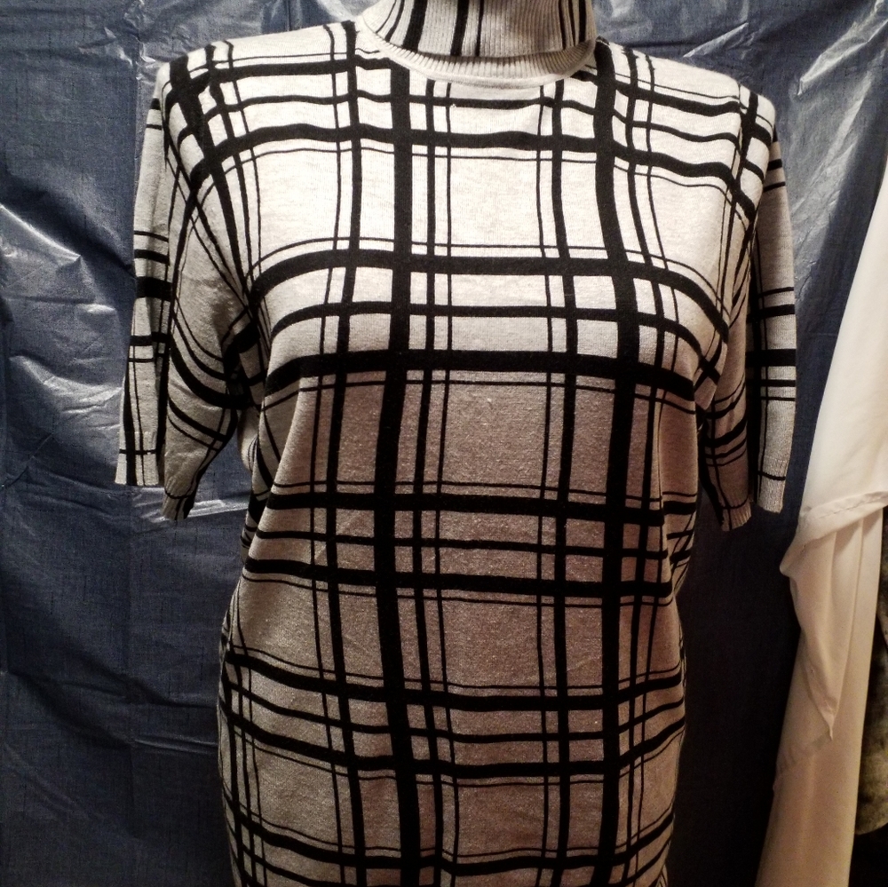 Grey and Black Short Sleeve Turtleneck